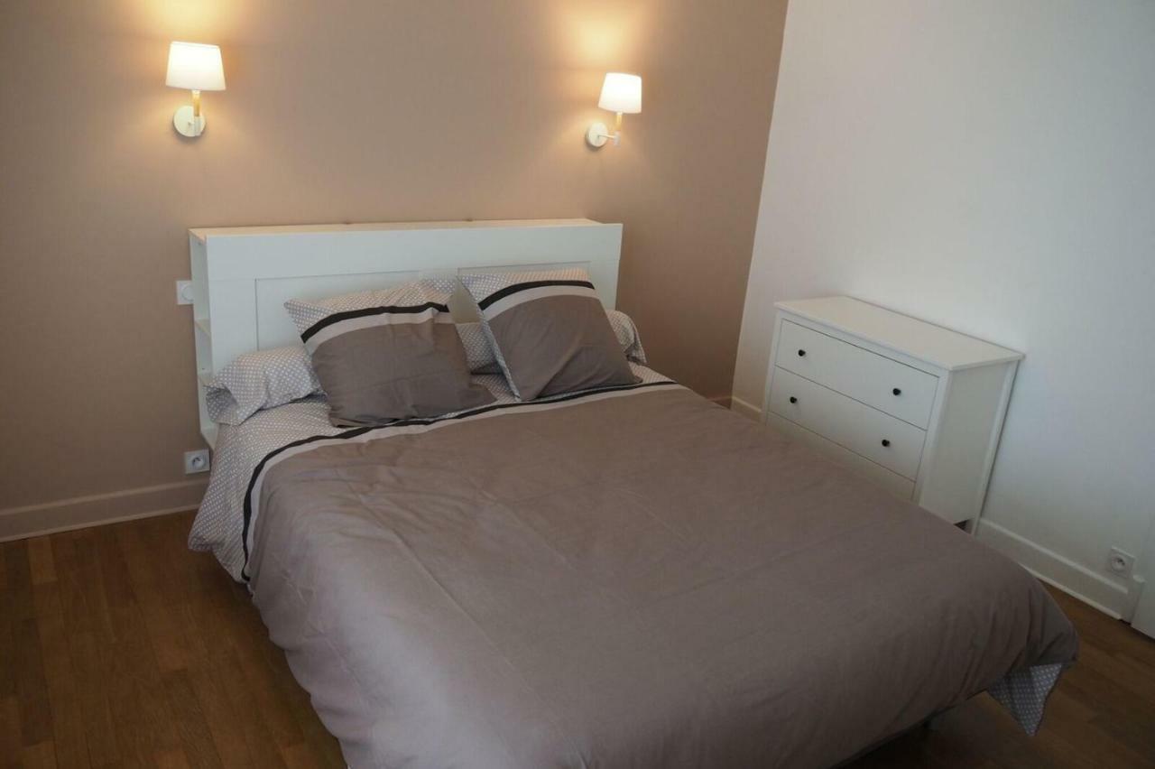 Paraire Rodez Extérieur photo